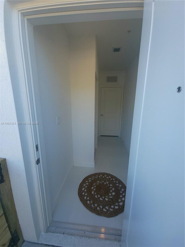 Building Photo - 24600 SW 129th Ave