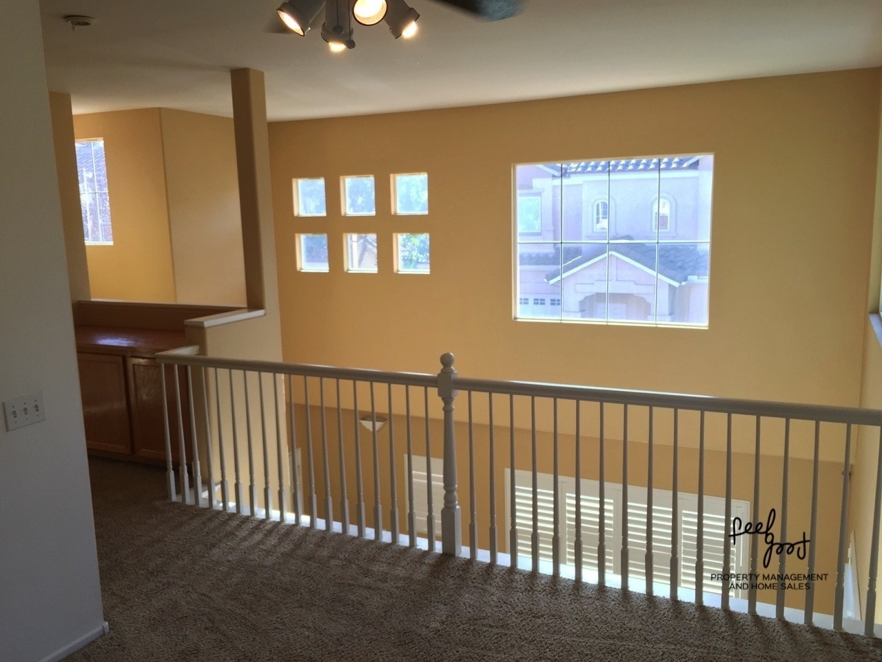 Building Photo - 305 Diamante Way