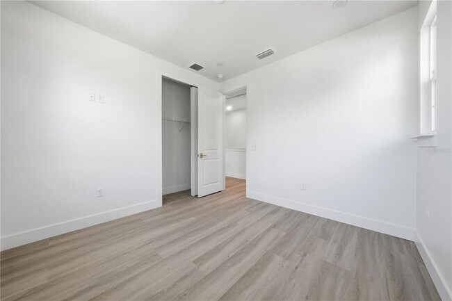 Building Photo - 1514 Wilson Ave