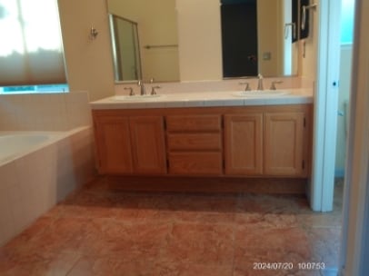 Building Photo - 1325 Jamie Dr