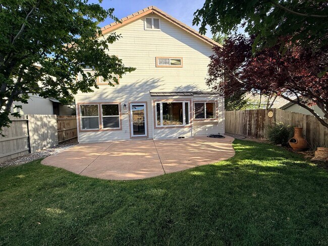 Building Photo - 3056 Alpine Creek Rd