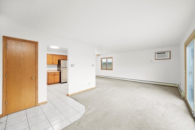 Building Photo - 9016 W 140th St