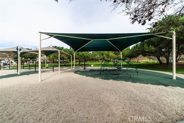 Building Photo - 17 Nopalitos Way