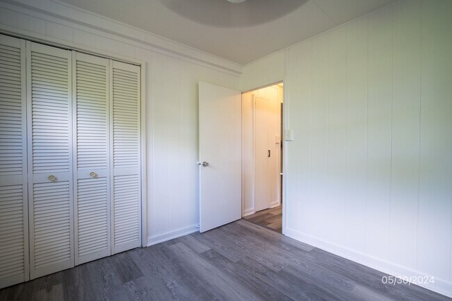 Building Photo - 2bd / 1ba / 1 assigned parking Condo in Co...