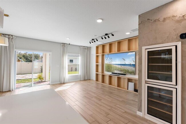 Building Photo - 3857 Branding Iron Bnd