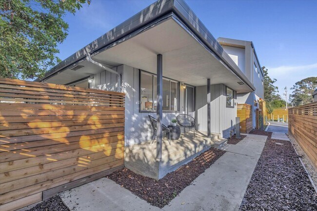 Building Photo - 103-119 Darlington Lane