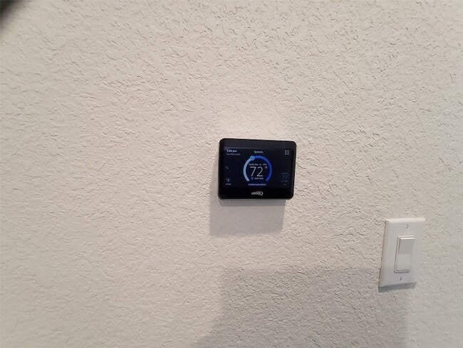 Building Photo - 20814 Flat View Dr