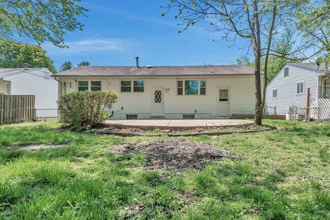 Building Photo - 765 Babler Dr