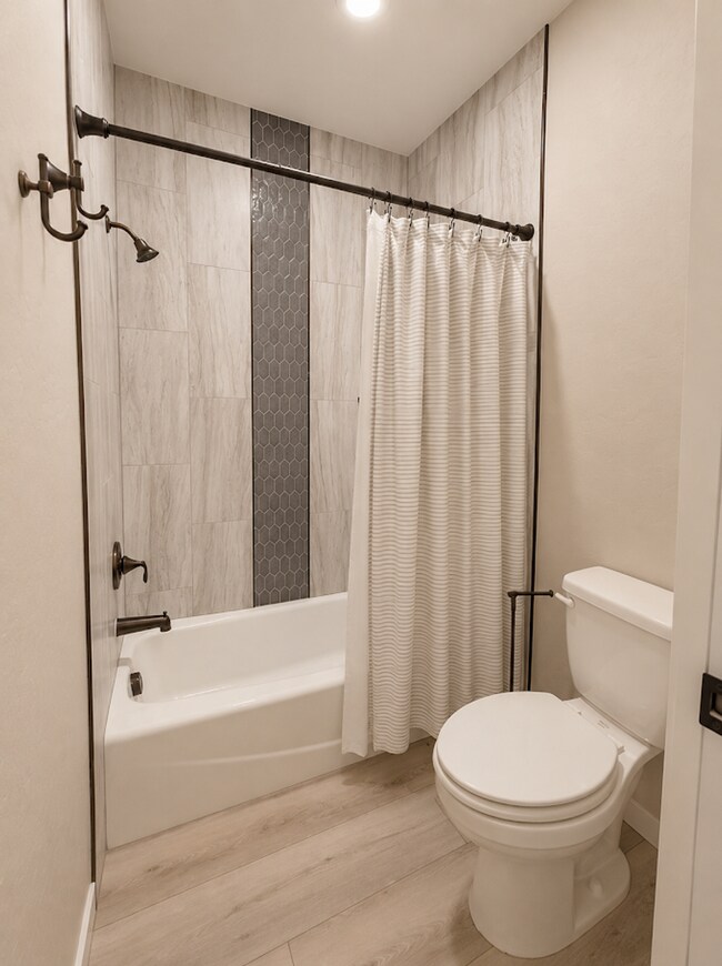 Building Photo - Stylish 2023 Home for Rent | 4 Bed • 2.5 Bath • Prime North Grand Junction Location