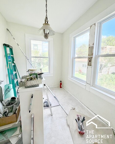 Building Photo - 5713 N Talman Ave