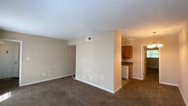 Interior Photo - Club View Apartments