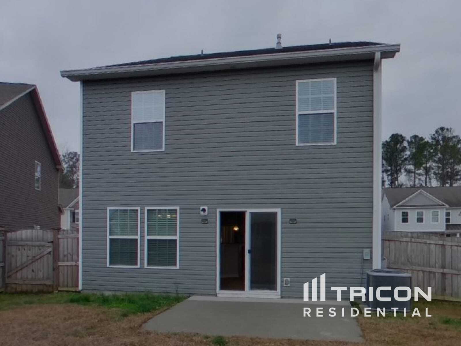 Building Photo - 313 Fairford Rd