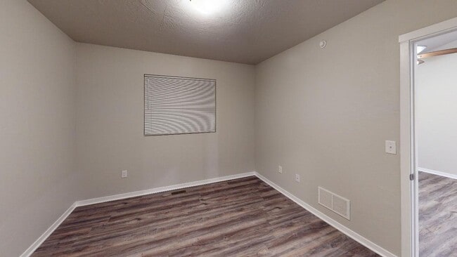 Building Photo - 605 Liberty Park Dr