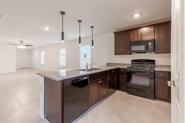 Primary Photo - 2840 Cobbleview Dr