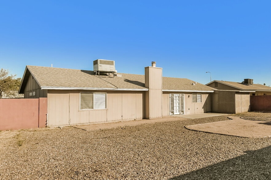 Building Photo - 521 W El Prado Rd