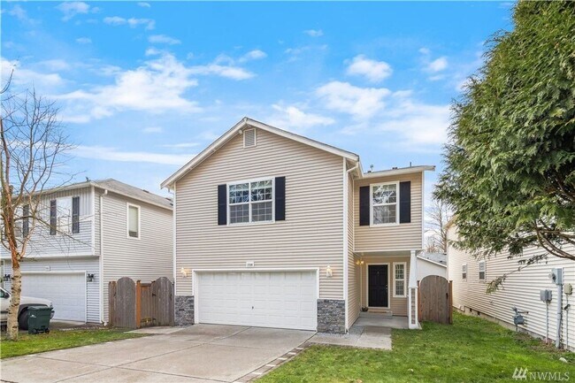 Building Photo - 17508 14th Dr SE