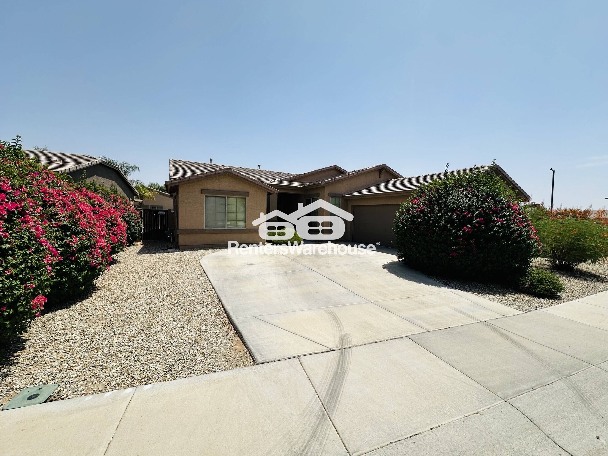 Building Photo - 16669 N 173rd Ave