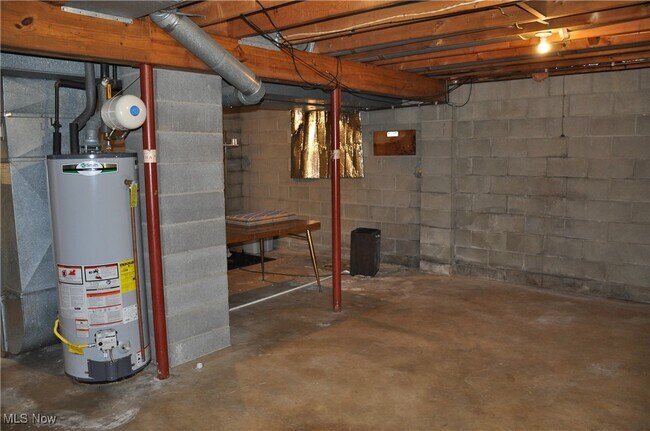 Building Photo - 3366 Broad Vista St NW