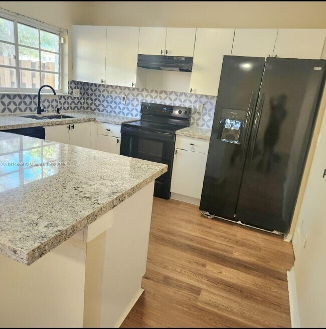 Primary Photo - 14116 SW 260th St