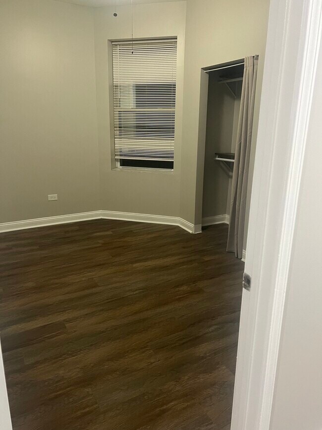 Building Photo - 1434 S St Louis Ave