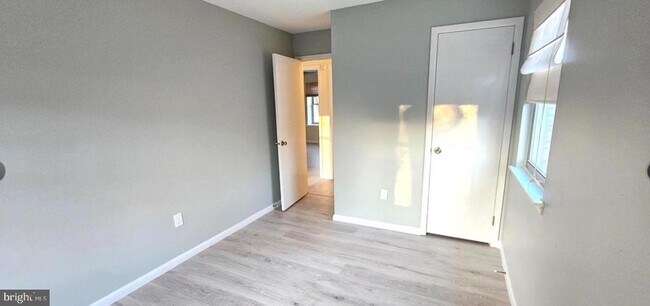 Building Photo - 75 Peregrine Dr