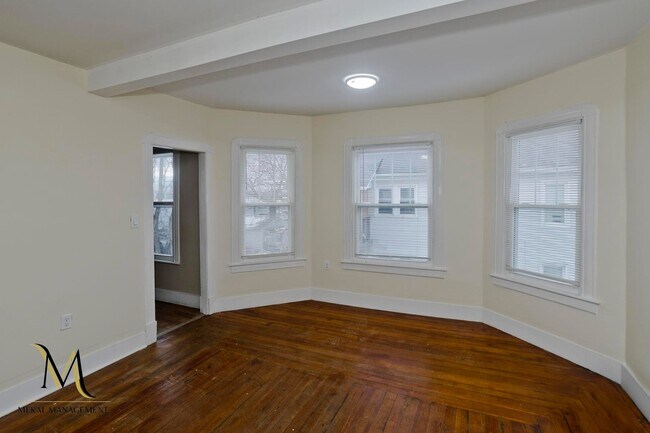 Building Photo - 54-56 Clantoy Street