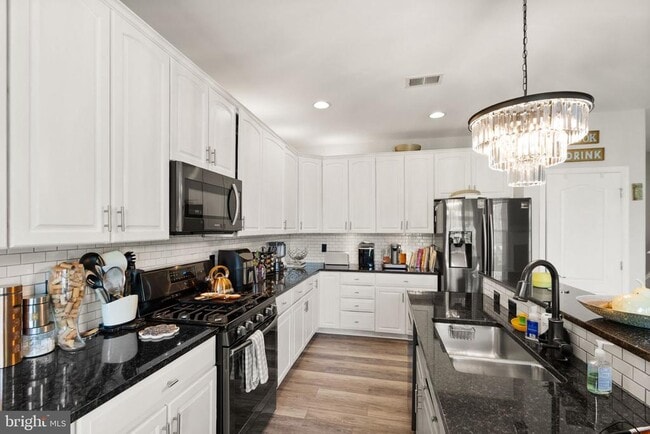 Building Photo - 43272 Baltusrol Terrace