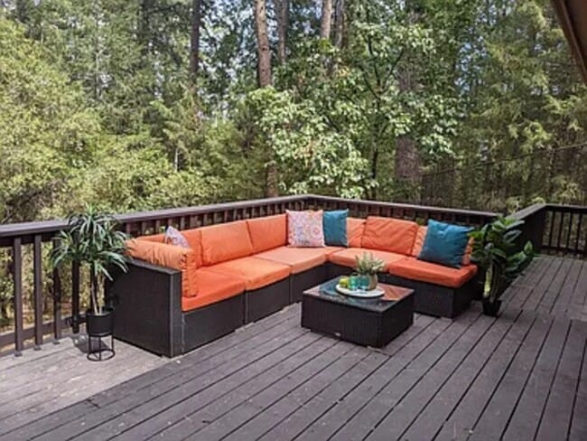 Building Photo - 358 Alpine Dr