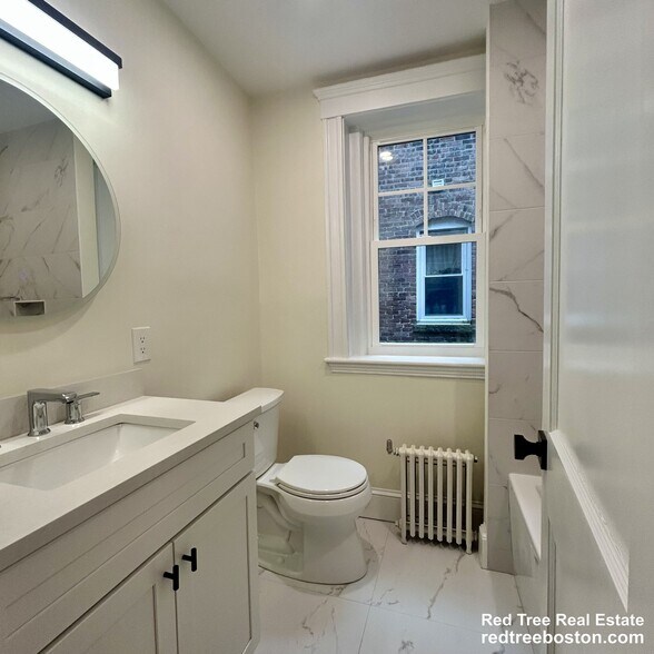 Building Photo - 10 Dwight St