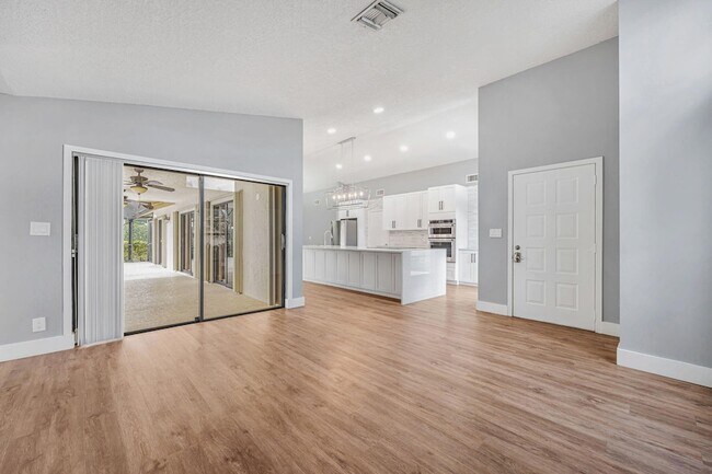 Building Photo - 21356 Summertrace Cir