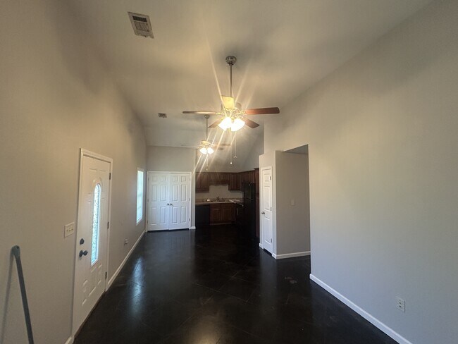 Building Photo - 5306 Apt Dr