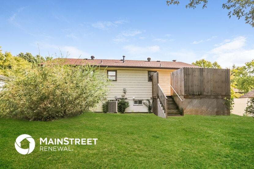 Building Photo - 1604 N Glen Ellyn St