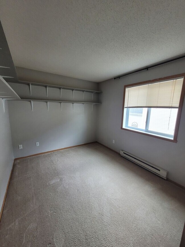 Building Photo - Quiet Neighborhood | Single Family Home | ...