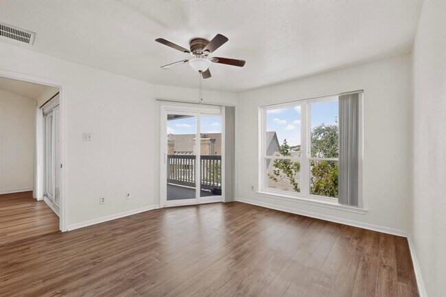 Building Photo - 2450 Wickersham Ln