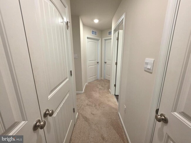 Building Photo - 424 Ridgely Blvd