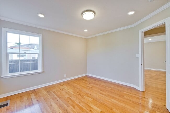 Building Photo - Wow! What a Great Home! Available Soon!