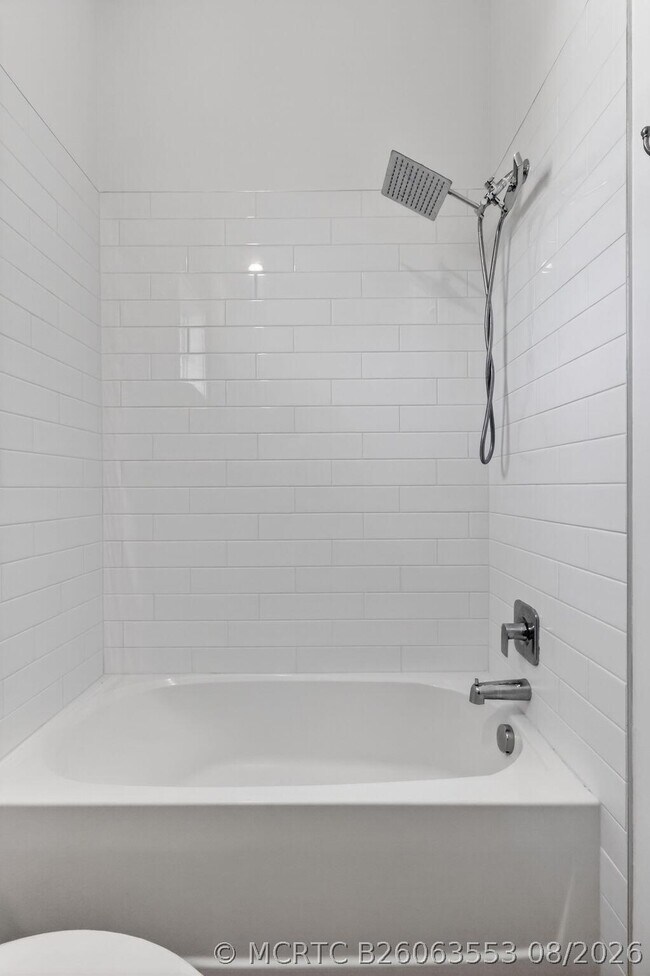 Building Photo - 799 Hookline Cir