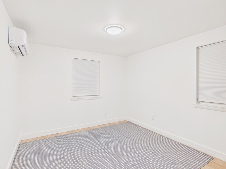 Building Photo - 3126 N 2nd St