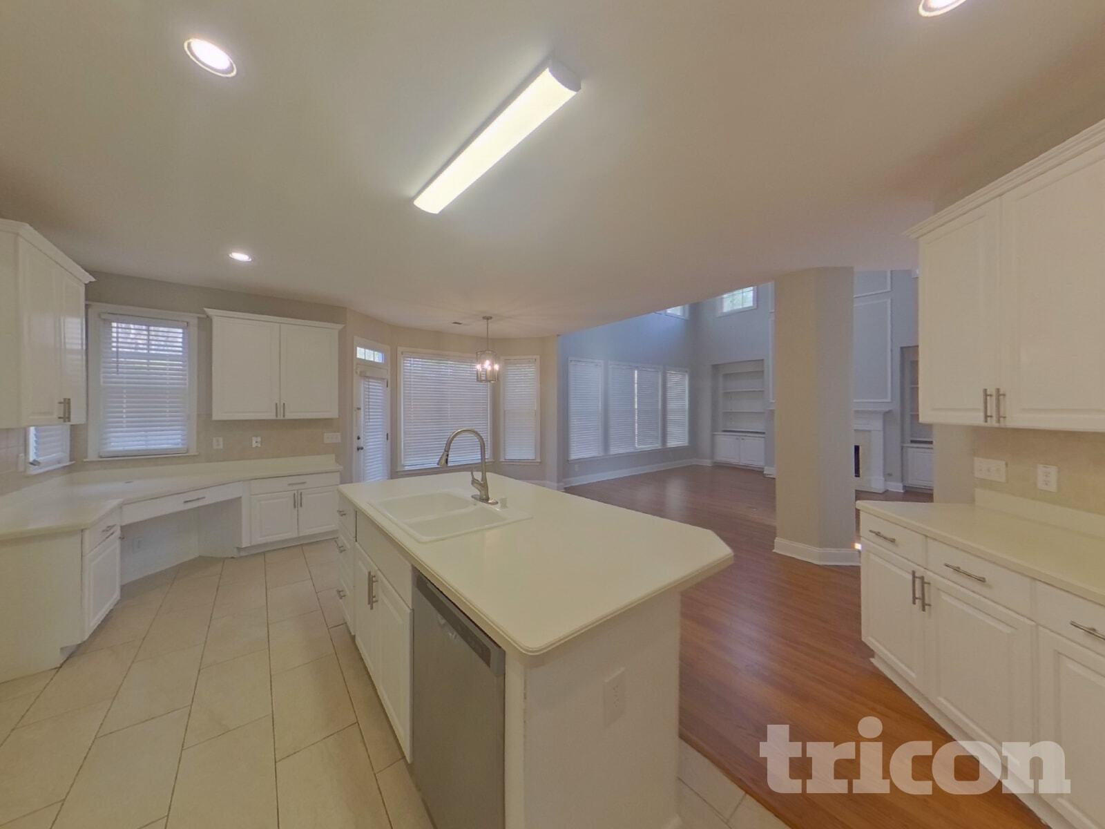 Building Photo - 275 Lawrence Pl