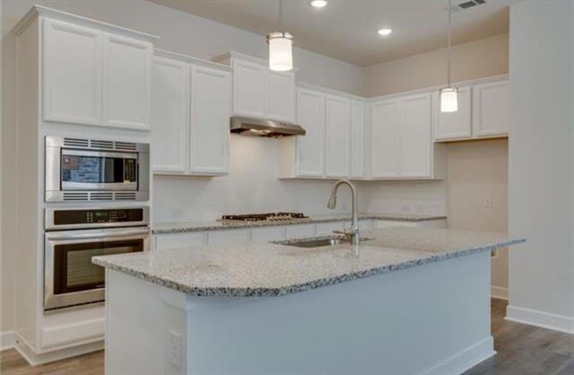 Building Photo - 9509 Blue Stem Ln