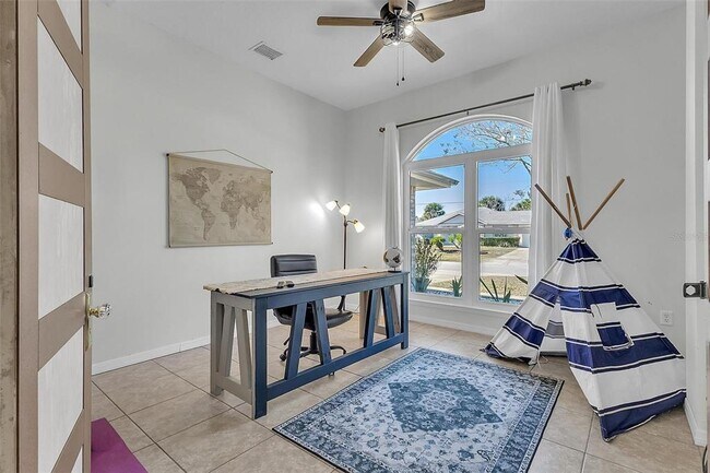 Building Photo - 37 Princeton Ln