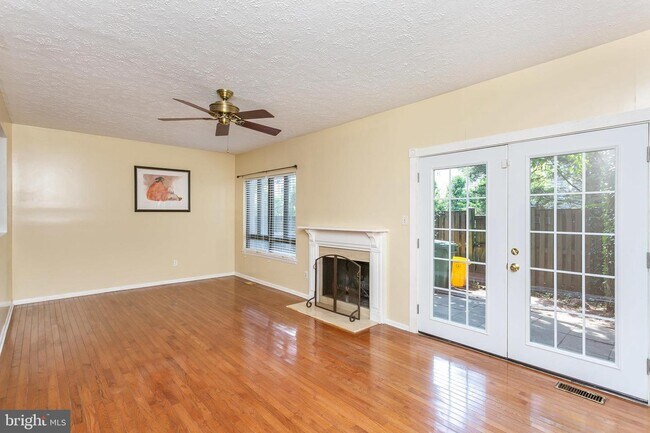 Building Photo - 4418 Roland Springs Dr