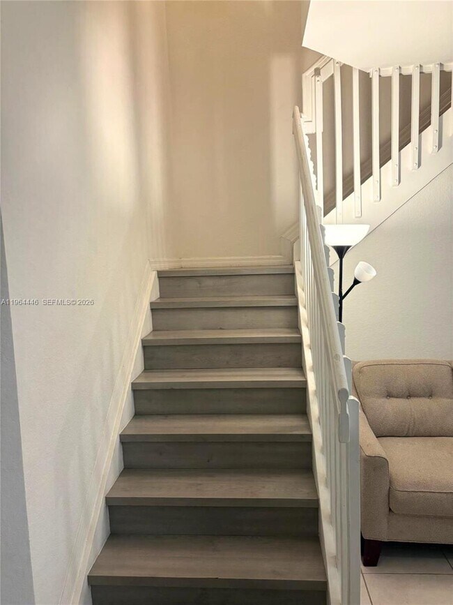 Building Photo - 10776 NW 84th Ln