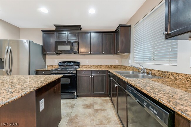 Building Photo - 7853 Askew Pl