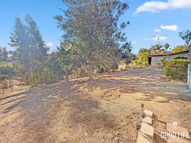 Building Photo - Charming El Cajon Home with Spacious Living and Expansive Backyard