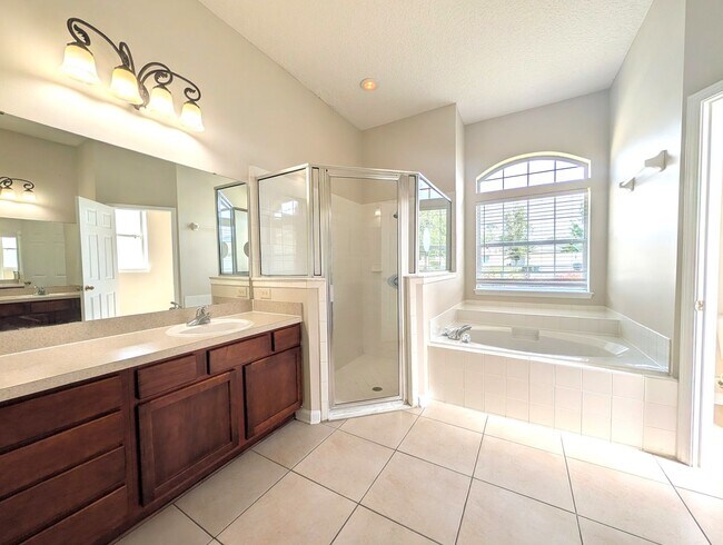 Building Photo - READY NOW!! Great 4 Bedroom, 2 Bath House with a HUGE yard - Near I-295 & Dunn with quick access ...