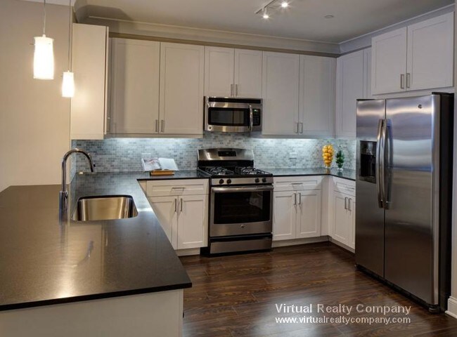 Building Photo - 1500 Lake Cook Rd