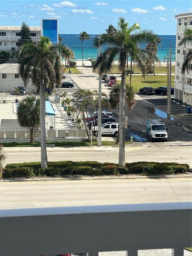 Building Photo - 1500 S Ocean Dr