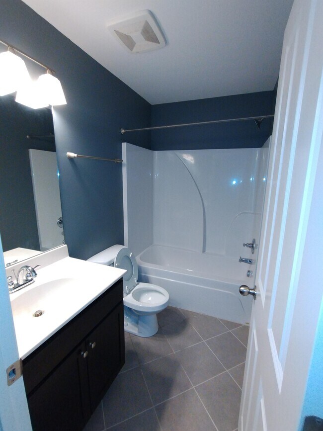 Building Photo - 507 Shirebrook Cir