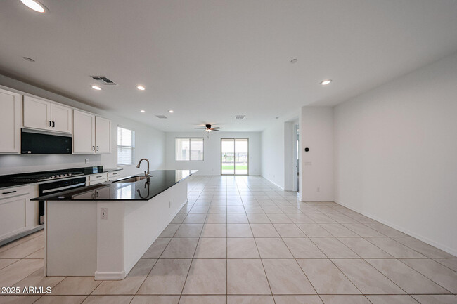 Building Photo - 28527 N 134th Ave